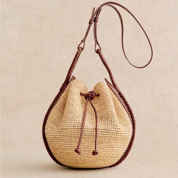 Sezane Tan and Brown Woven Raffia Bucket Bag. New with tags. Never worn. - Picture 1 of 3